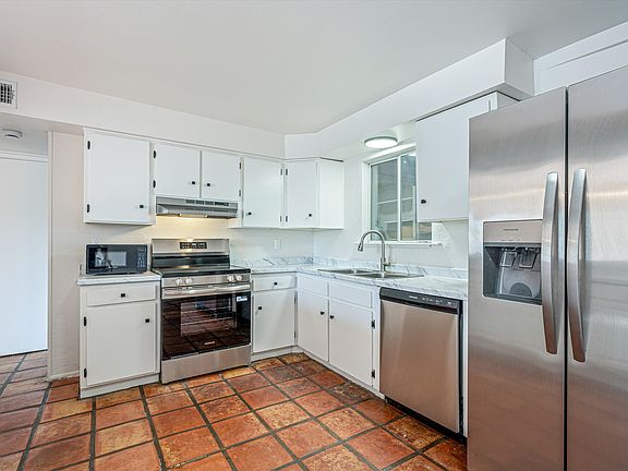 2nd image of 2736 S Calle Yucatan