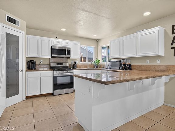 5th image of 37617 Giavon St