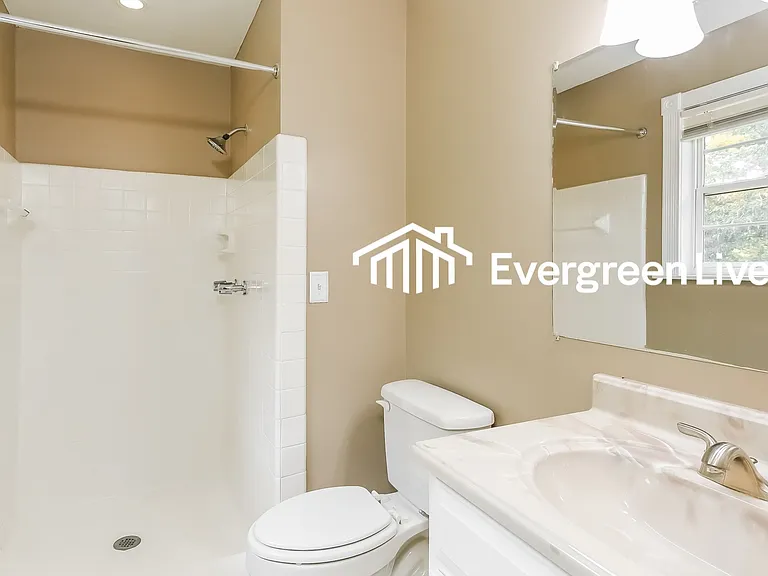1356 Old Boston Rd — Photo 11