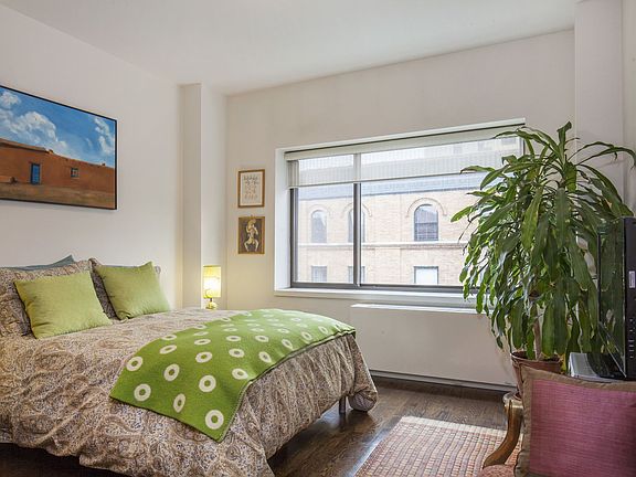 5th image of 2110 8th Ave APT 5B