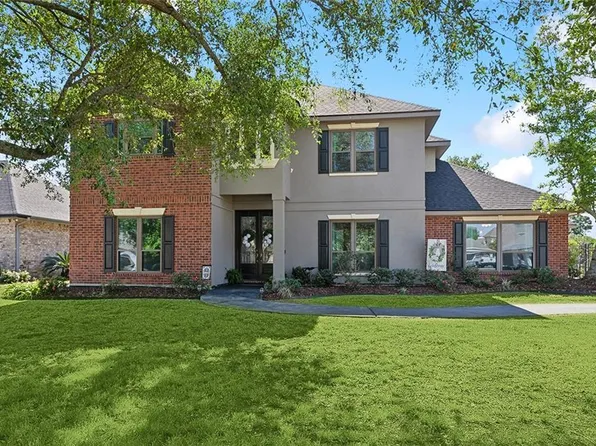 3808 Lake Catherine Dr, Harvey, LA 70058