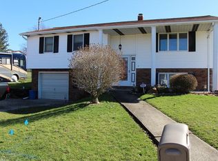 58 Baron Ct, Hopwood, PA
