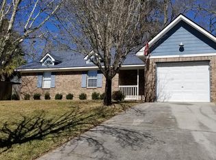 361 Camelot Dr, Goose Creek, SC 29445
