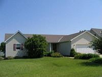 1st image of 826 Heritage Ln