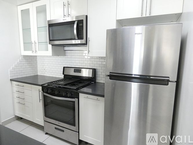 1st image of 1617 N Poinsettia Pl #306