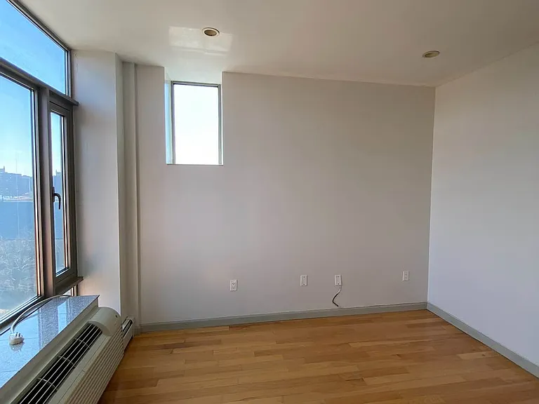 3120 Corlear Ave #1002 — Photo 12