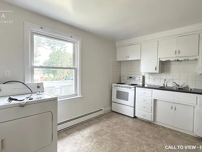 3788 Dundas St #A — Photo 2