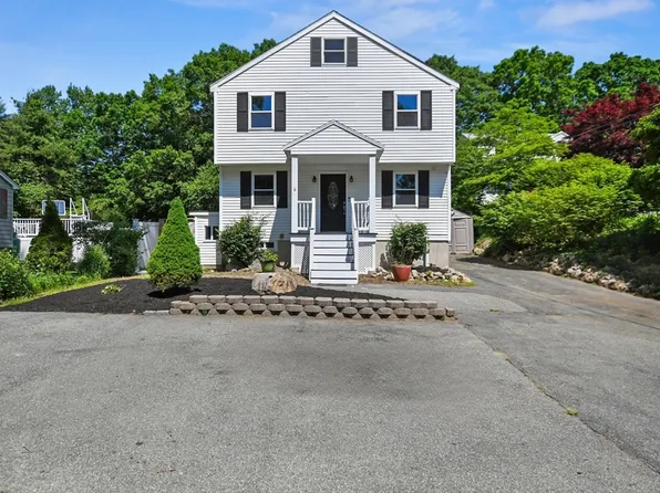 8 Cedar St, Wilmington, MA 01887