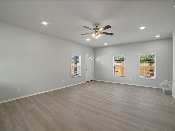 5th image of 7222 Briar Pl #101