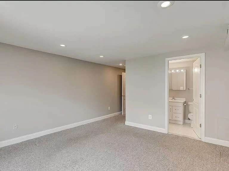 1500 Riverside Ave — Photo 9