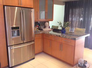 6501 Kessler Ave, Woodland Hills, CA 91367