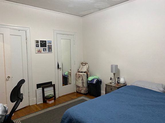4th image of 6 Marlborough St APT 1C