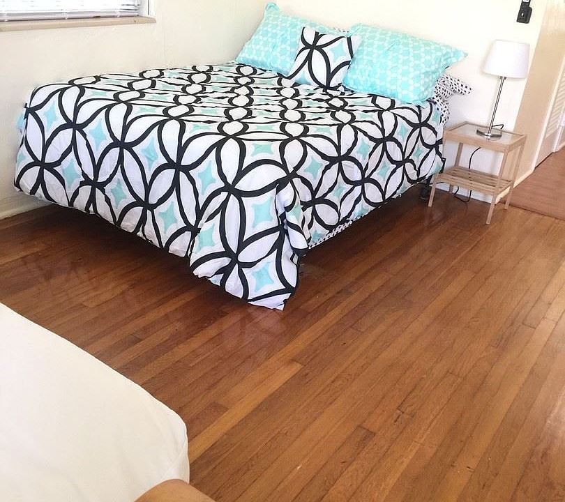 1st image of 2821 SW 1st Ave APT 8