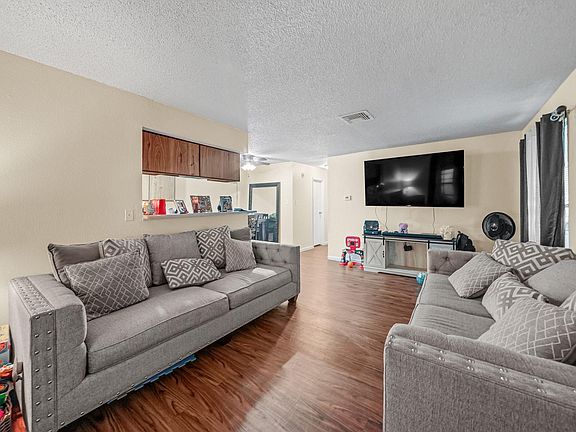 3rd image of 5709 Cripple Brook Ct