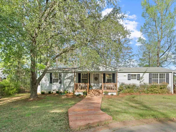 715 NE Jamesway Dr, Sparta, GA 31087