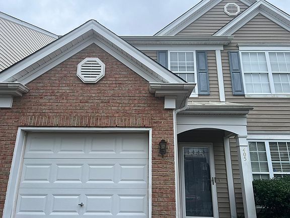 2nd image of 405 Caraleigh Ct