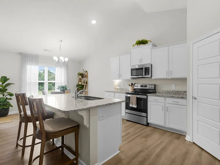 115 Grantham Pl — Photo 11