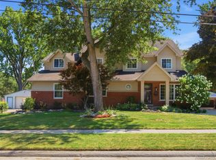 1010 Genesee Dr, Royal Oak, MI 48073