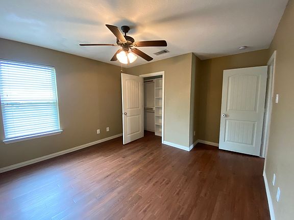 3rd image of 254 Driftwood Ct