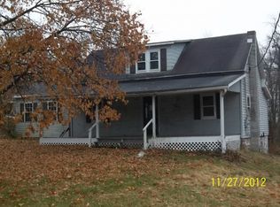 699 Irishtown Rd, New Oxford, PA 17350