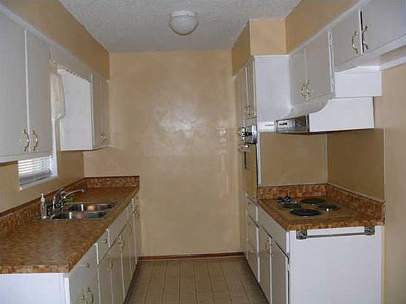5th image of 6521 Julia Dr