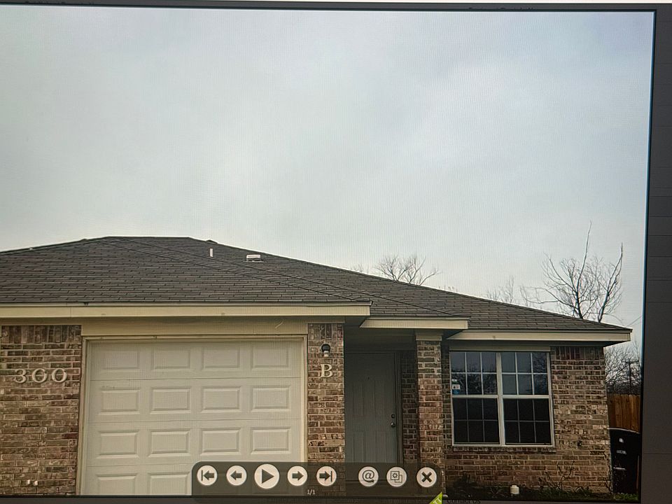 2nd image of 300 Castellon Ct #300B