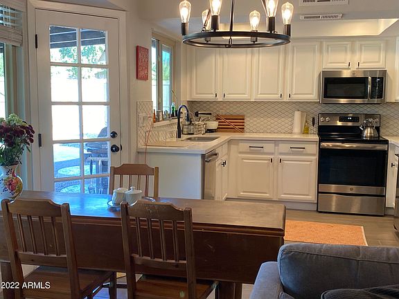 4th image of 10670 E Sahuaro Dr