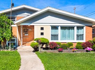 9932 Maple Ave, Oak Lawn, IL 60453