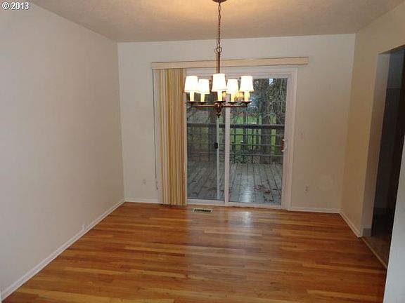3rd image of 13855 NW Pettygrove St