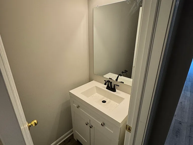 2400 Grand Fir Dr — Photo 6
