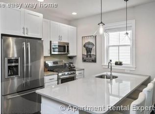 11 Church St #1F, Somerville, MA 02143