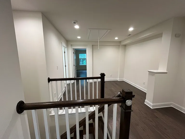 311 Alamosa Pl — Photo 10