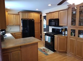 4510 Stonebrooke Cres, Kalamazoo, MI 49006