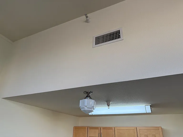 East High Apartments — Photo 58