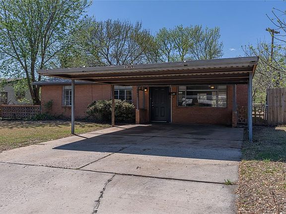 3rd image of 2309 Trosper Pl