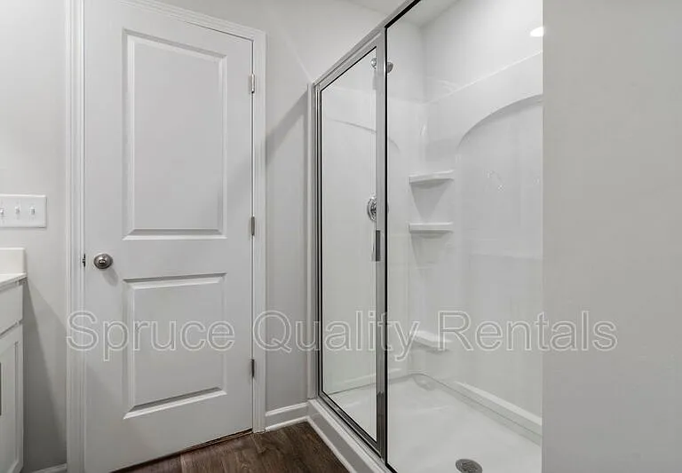 112 Saddlehorse Ln — Photo 8