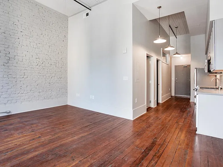 108 W Broughton St #3F — Photo 12