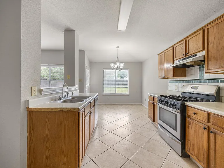 2021 Monica Ln — Photo 7