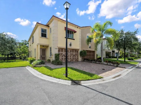 2134 Sabal Tree Court, West Palm Beach, FL 33411