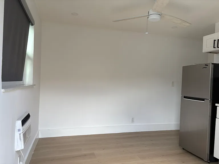 1720 N 17th Ave #2 — Photo 7