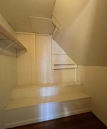 2nd image of 1515 Stamford Ave