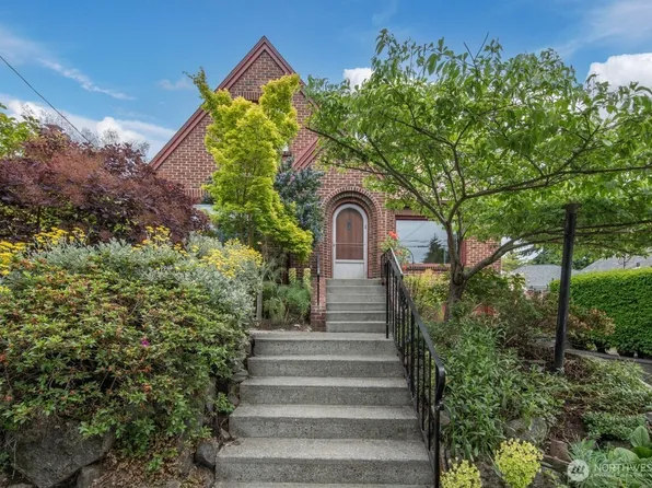 7310 10th Avenue NW, Seattle, WA 98117