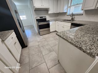 5835 Paisley St, Houston, TX 77096