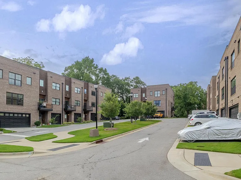 208 Asher Springs Cir #1 — Photo 41