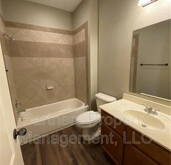 2673 N Miranda Ave #4 — Photo 11