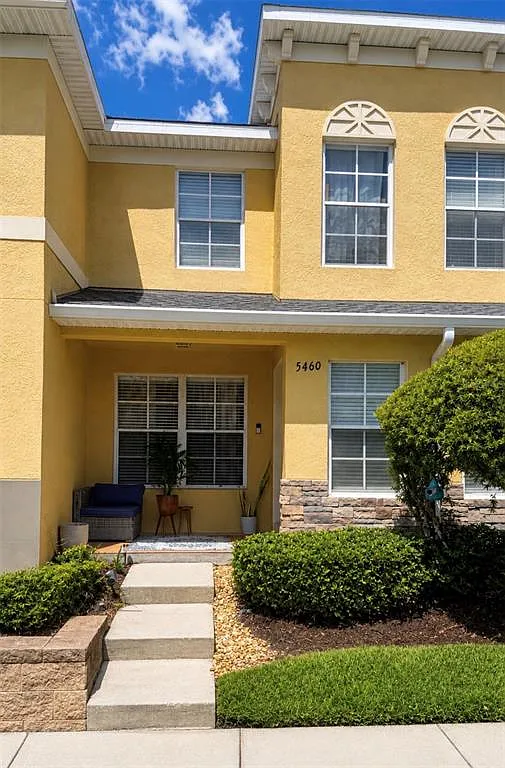 2 bed, 2.5 bath, 1496 sqft, $1,695 — Photo 1