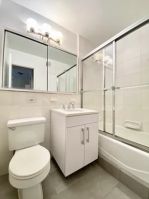 Rented by (Legacy) Elegran | media 12