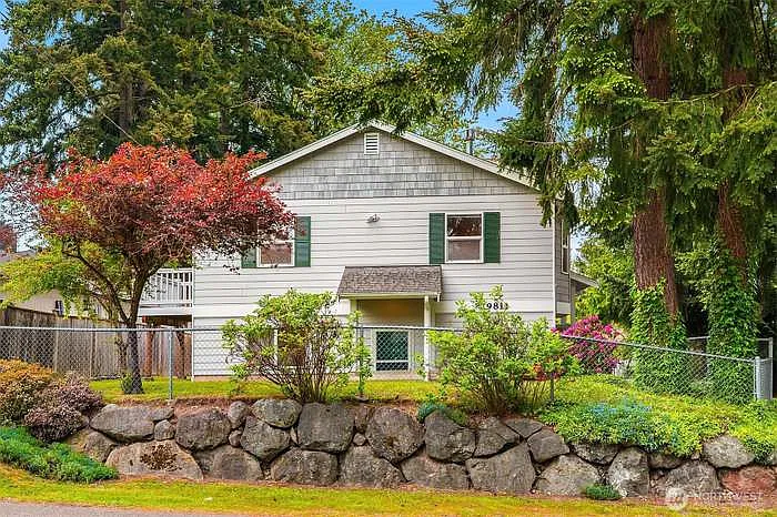 3 bed, 1250 sqft, $3,950 — Photo 3