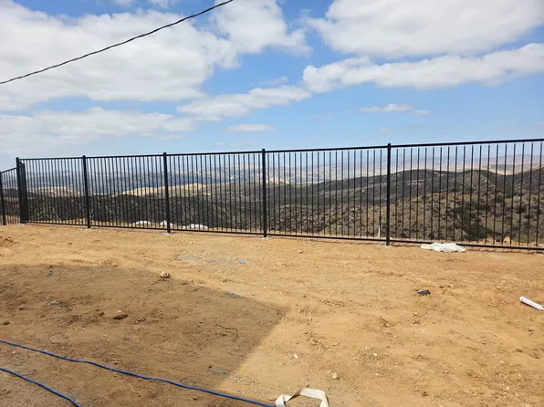 27392 Camino La Cumbre, Castaic, CA 91384
