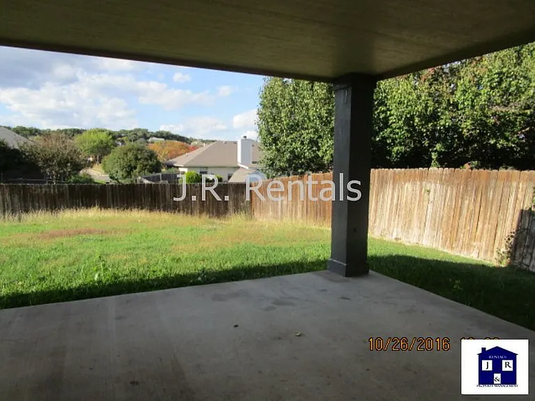 1506 Creek St — Photo 46
